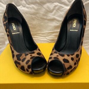 Fendi Leopard Print Peep Toe Platform Pumps Size 36